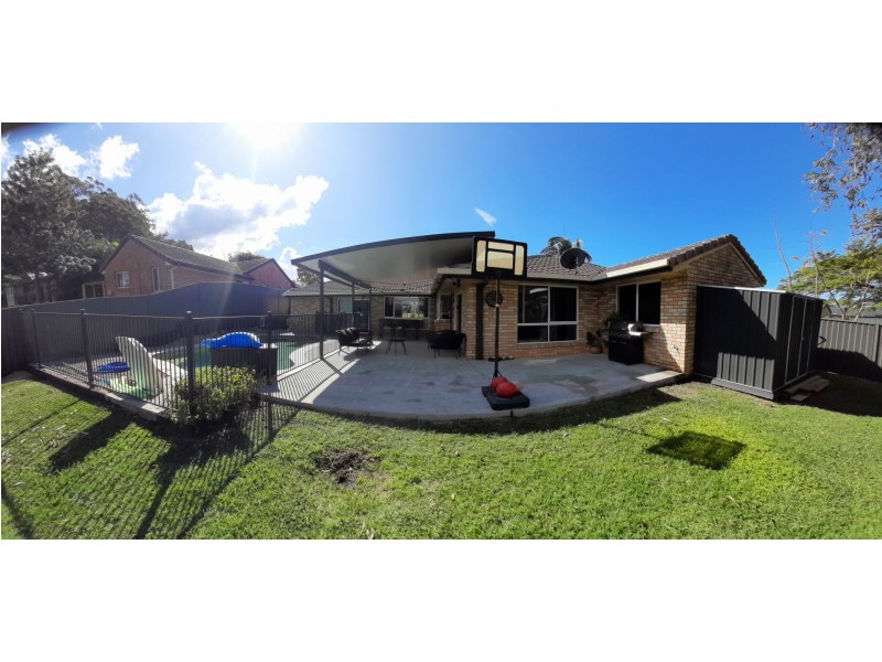 8 Shelly Pl, Upper Coomera QLD 4209