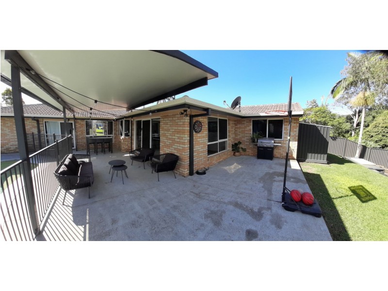 8 Shelly Pl, Upper Coomera QLD 4209