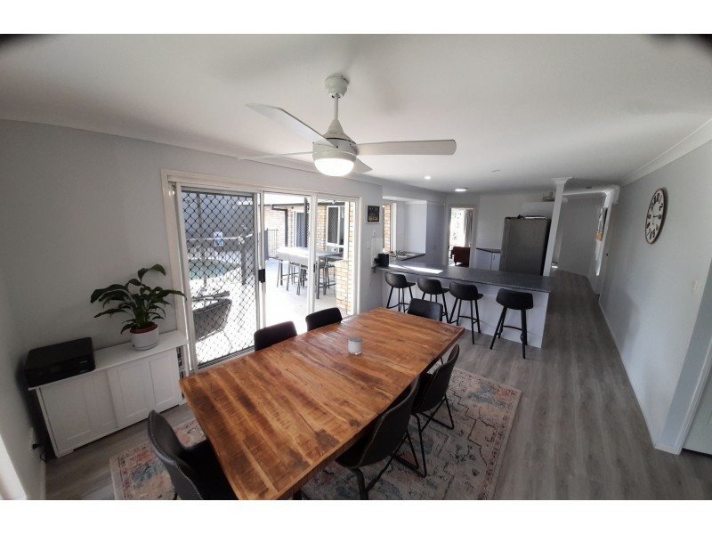 8 Shelly Pl, Upper Coomera QLD 4209