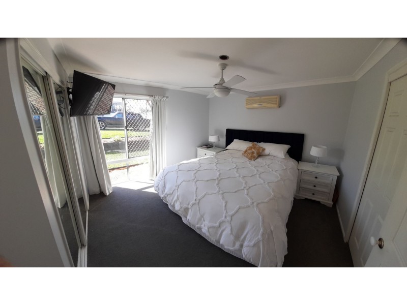 8 Shelly Pl, Upper Coomera QLD 4209