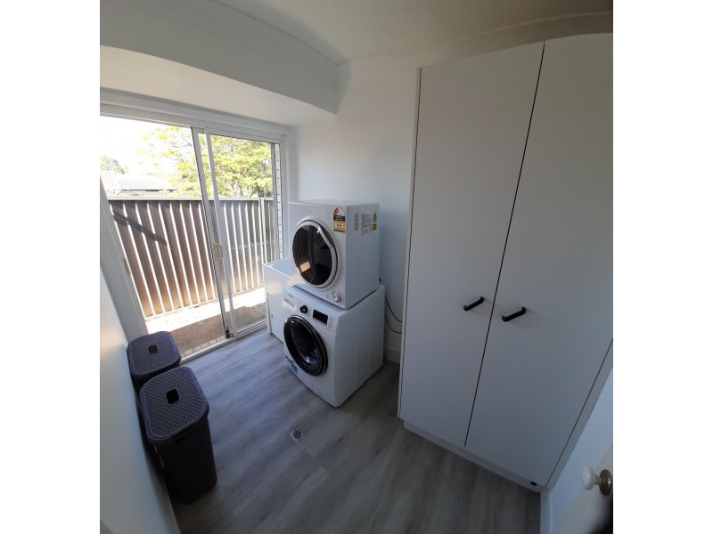 8 Shelly Pl, Upper Coomera QLD 4209