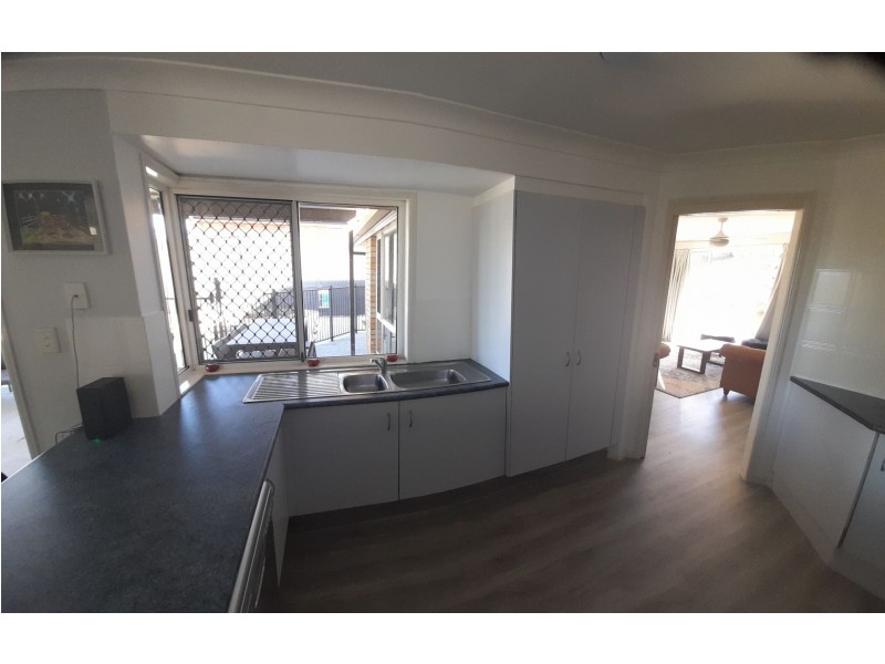 8 Shelly Pl, Upper Coomera QLD 4209