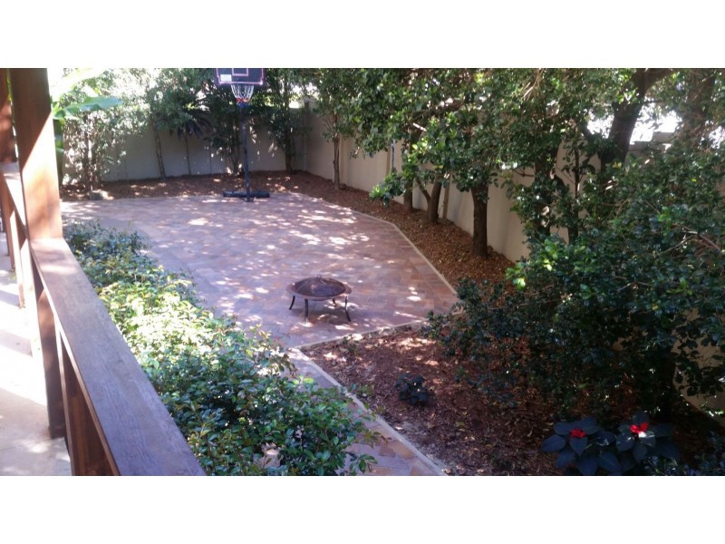 1/21 George St East, Burleigh Heads QLD 4220