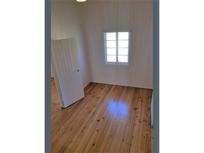 36 Victoria St, Laidley QLD 4341