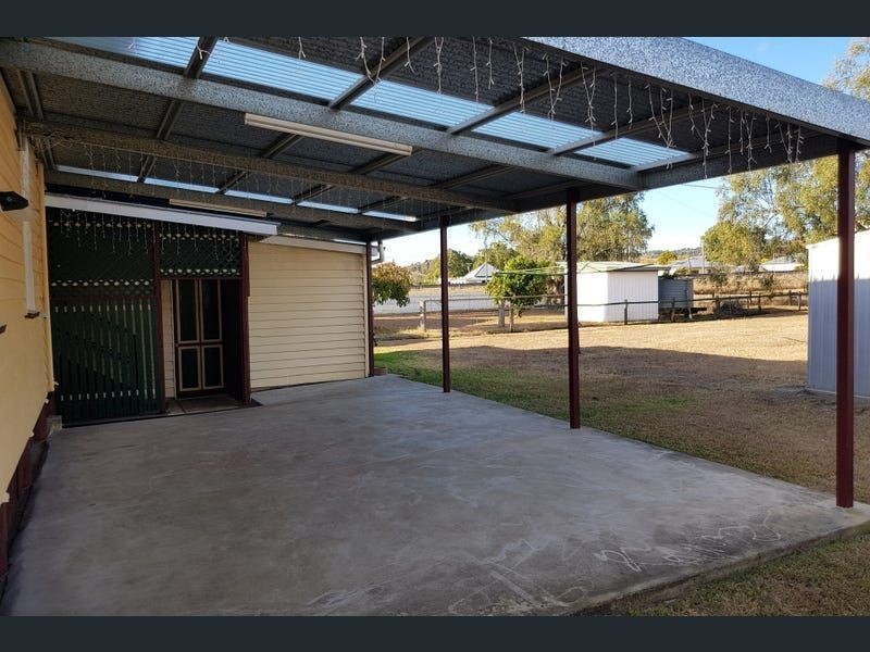 36 Victoria St, Laidley QLD 4341