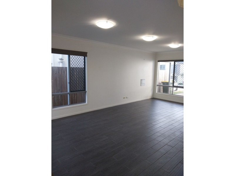 8/1 Ringuet Close, Glen Eden QLD 4680