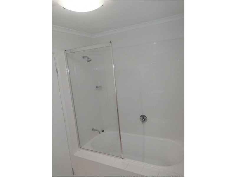 8/1 Ringuet Close, Glen Eden QLD 4680