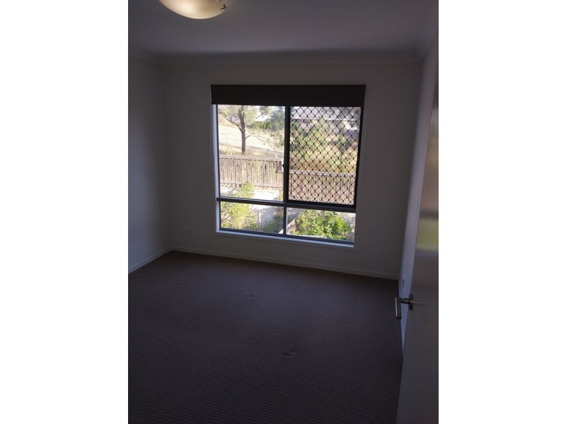 8/1 Ringuet Close, Glen Eden QLD 4680