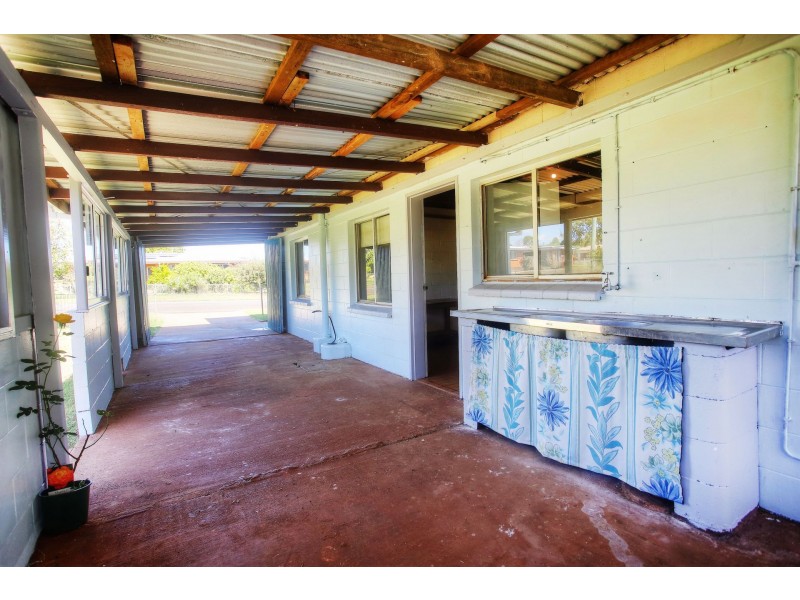 39-41 Kelly Street, Atherton QLD 4883