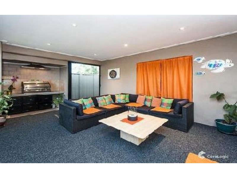 1 Illyarrie ave, Falcon WA 6210