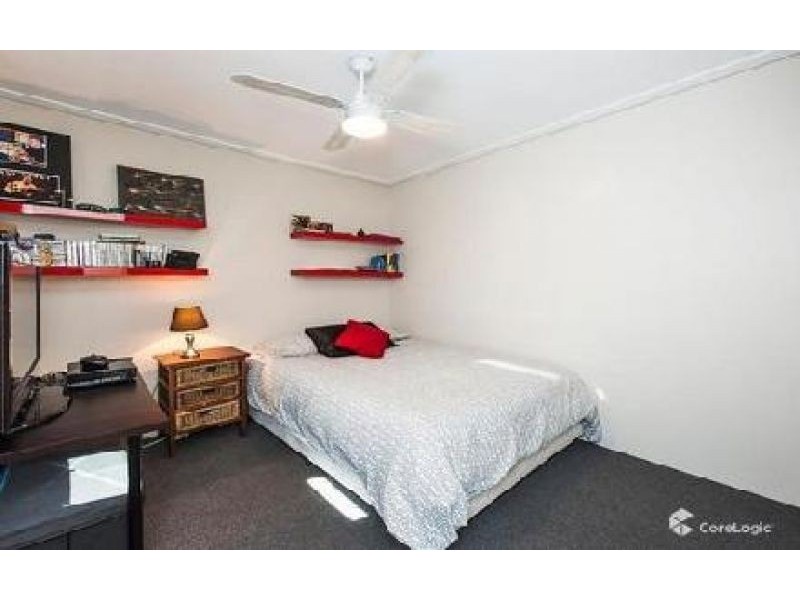 1 Illyarrie ave, Falcon WA 6210