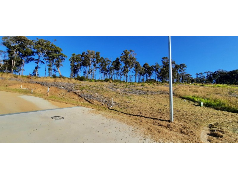 9 Wyena close, Malua Bay NSW 2536