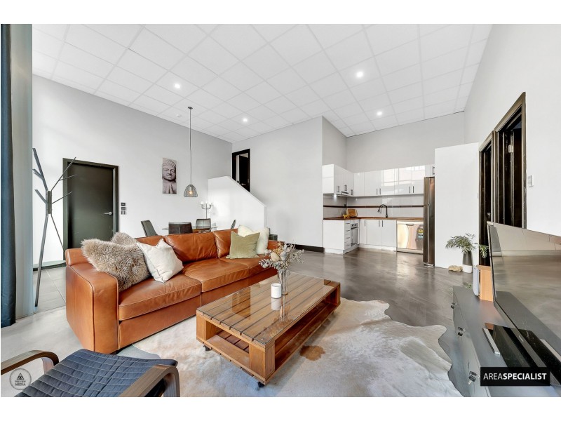1A/3 Wardens Walk, Coburg VIC 3058