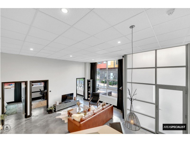 1A/3 Wardens Walk, Coburg VIC 3058