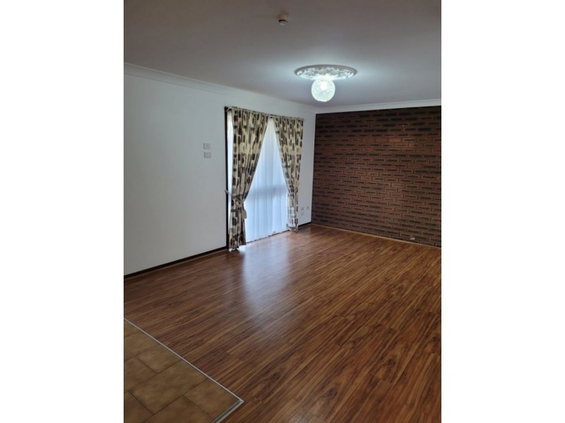 1/199 Nasmyth Street, Young NSW 2594