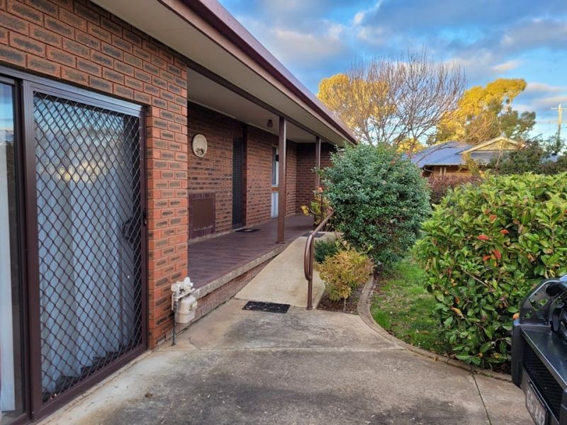 1/199 Nasmyth Street, Young NSW 2594