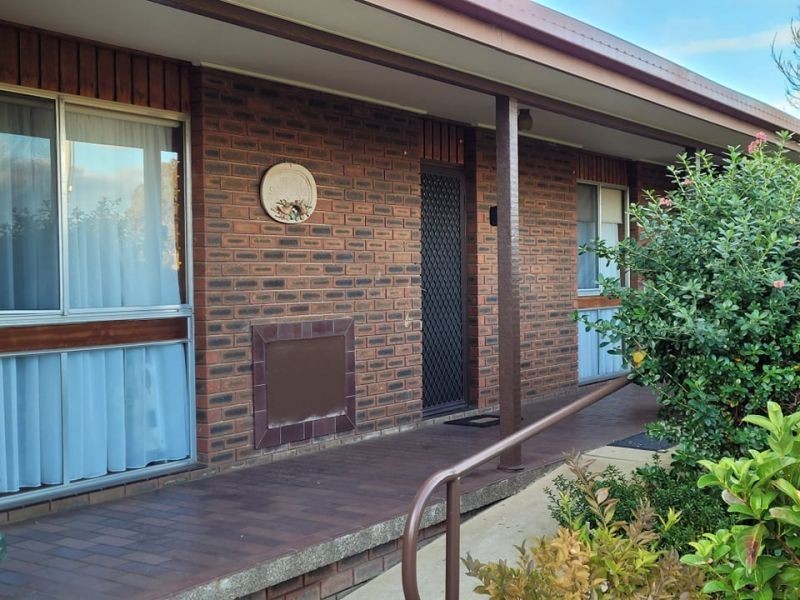1/199 Nasmyth Street, Young NSW 2594