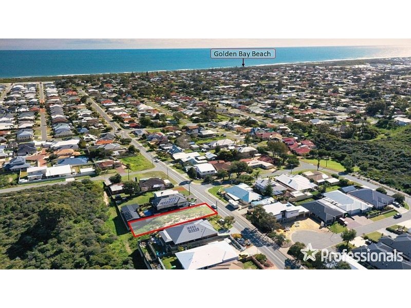 82 Crystaluna Drive, Golden Bay WA 6174