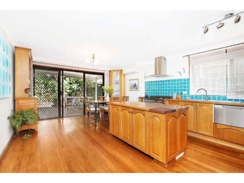 2 Nicholson Road, Woonona NSW 2517
