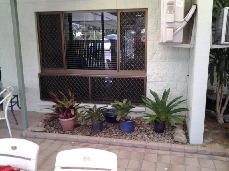 4 Tollington Rd, Bowen QLD 4805