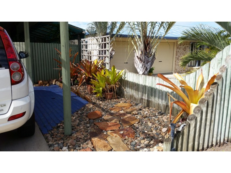 4 Tollington Rd, Bowen QLD 4805