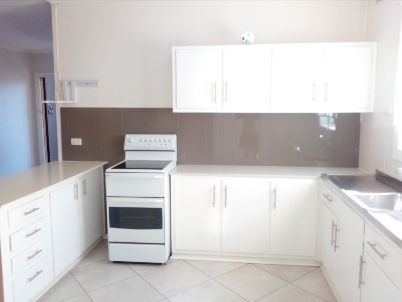 8 McRitchie Cres, Whyalla Stuart SA 5608