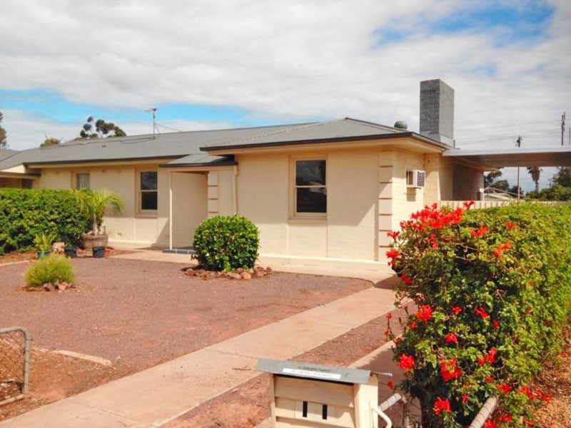 11 Knight Street, Whyalla Stuart SA 5608