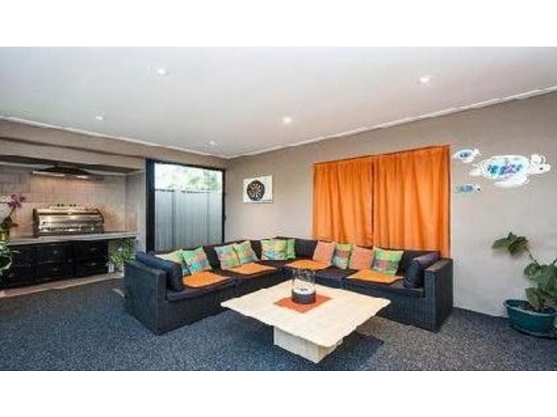 1 Illyarrie avenue, Falcon WA 6210