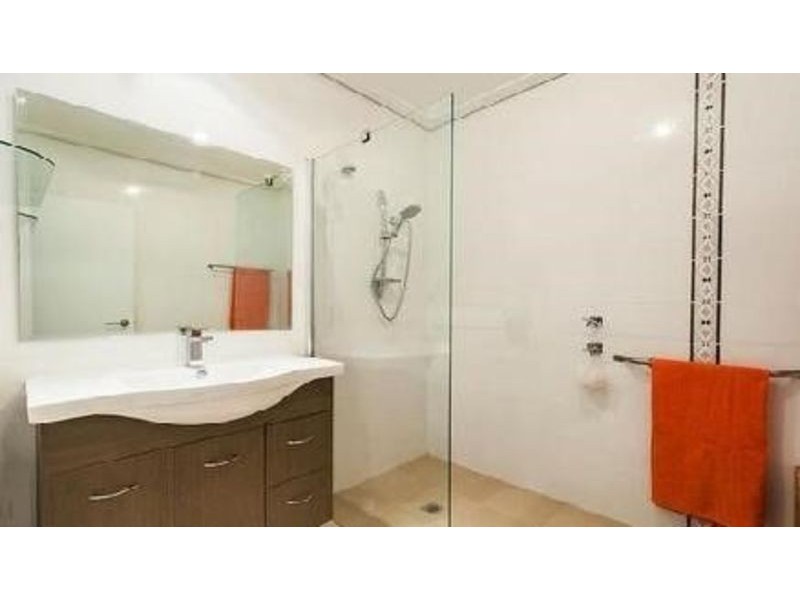 1 Illyarrie avenue, Falcon WA 6210