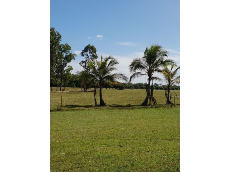 106 Balgal Beach road, Balgal Beach QLD 4816