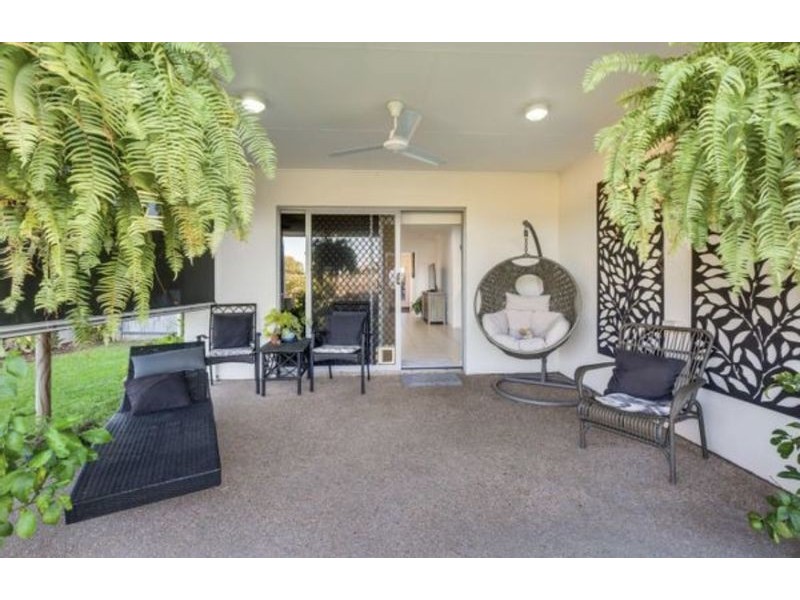 6 Somerset Drv, Andergrove QLD 4740