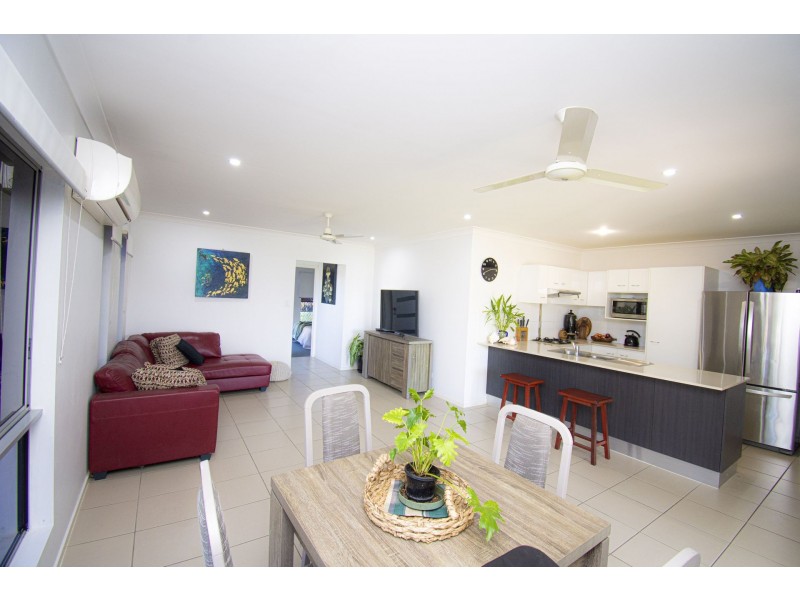 6 Somerset Drv, Andergrove QLD 4740
