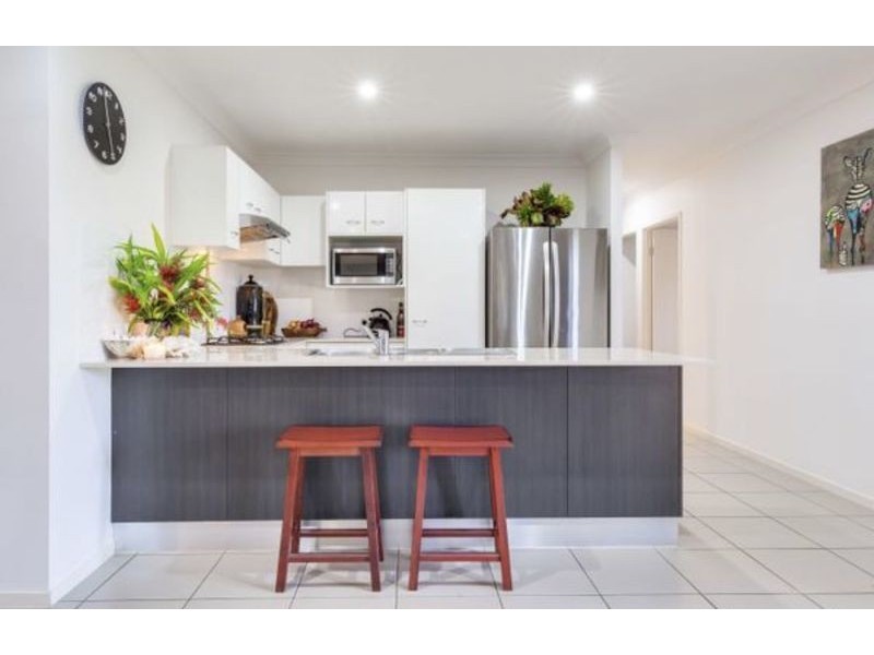 6 Somerset Drv, Andergrove QLD 4740