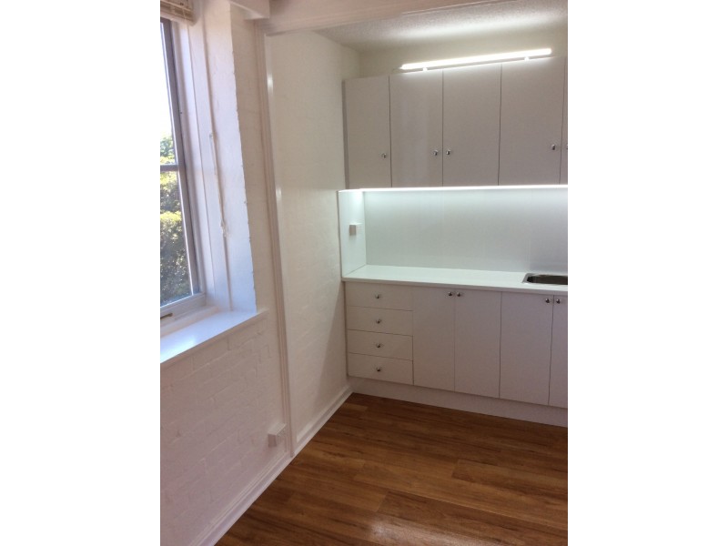 206/44 Barkly St, St Kilda VIC 3182
