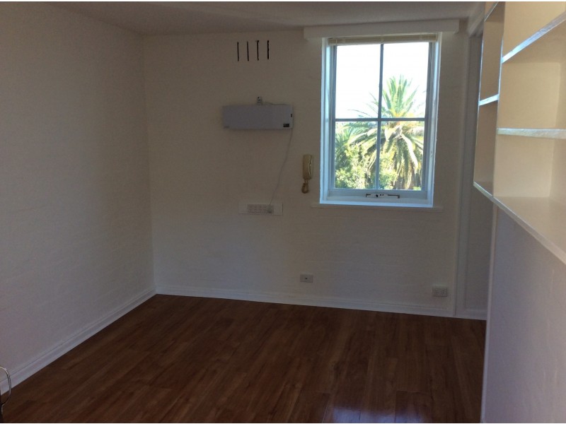 206/44 Barkly St, St Kilda VIC 3182