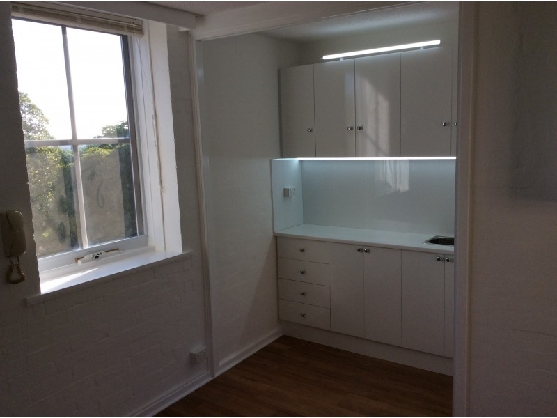 206/44 Barkly St, St Kilda VIC 3182