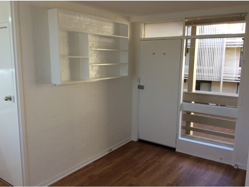 206/44 Barkly St, St Kilda VIC 3182
