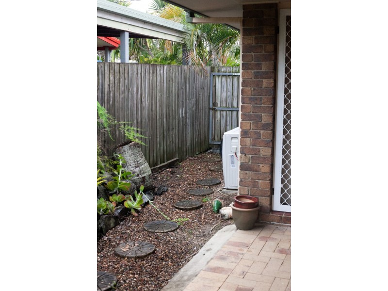 7 Jensen Drive, Urraween QLD 4655