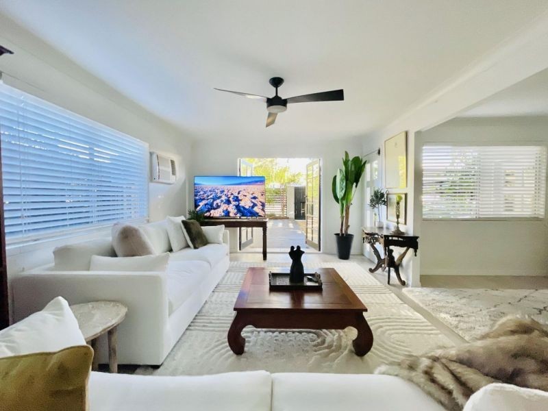 58 Turana St, Coombabah QLD 4216