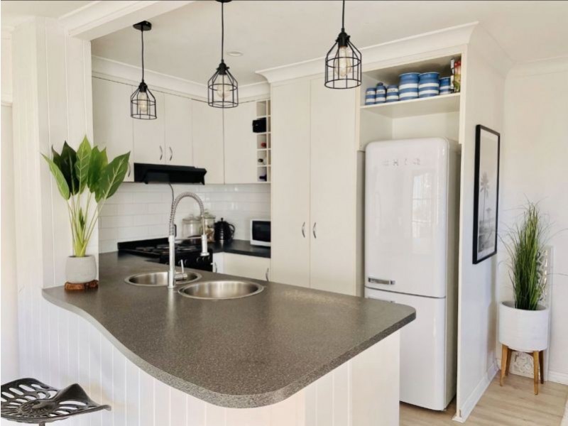 58 Turana St, Coombabah QLD 4216