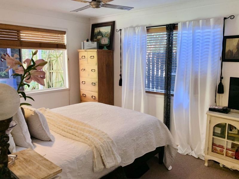 58 Turana St, Coombabah QLD 4216