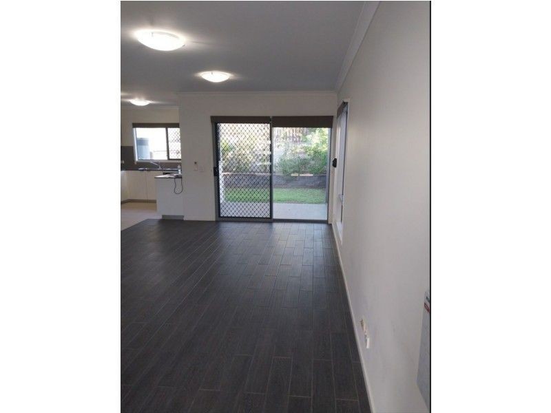 8/1 Ringuet Close, Glen Eden QLD 4680