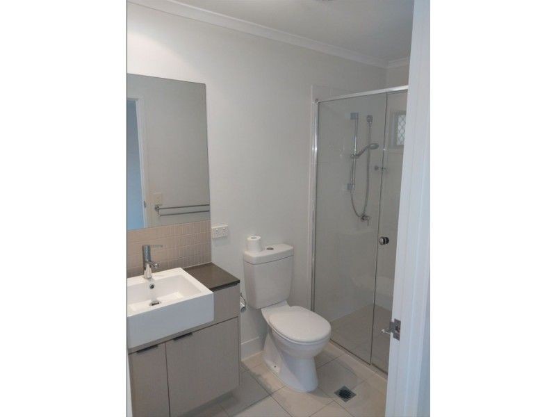 8/1 Ringuet Close, Glen Eden QLD 4680