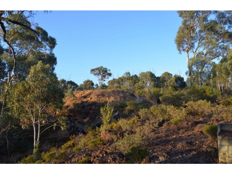 60 Sesselis Rd, Toodyay WA 6566