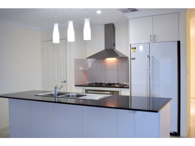 516 Balfour Street, Southern River WA 6110