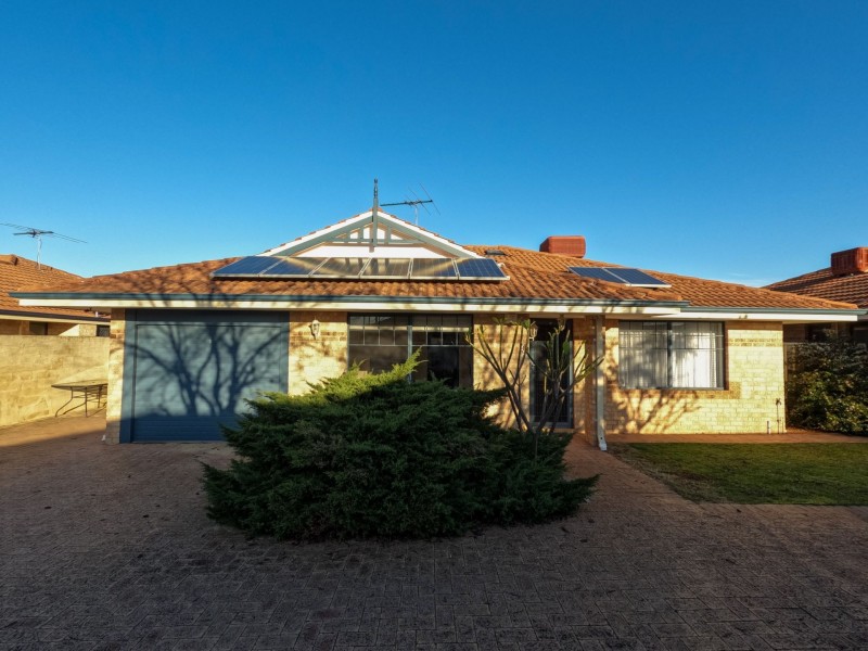 2/5 Bronzewing Street, Huntingdale WA 6110