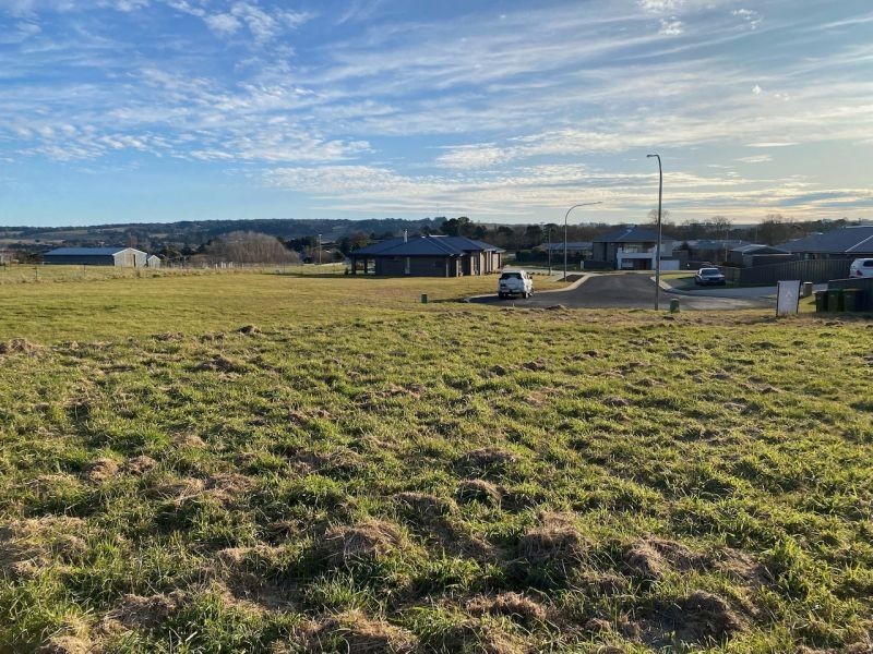 18 Graham Crescent, Crookwell NSW 2583