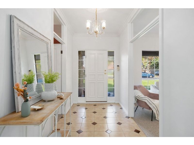 6 Brentyn Court, Campbelltown SA 5074