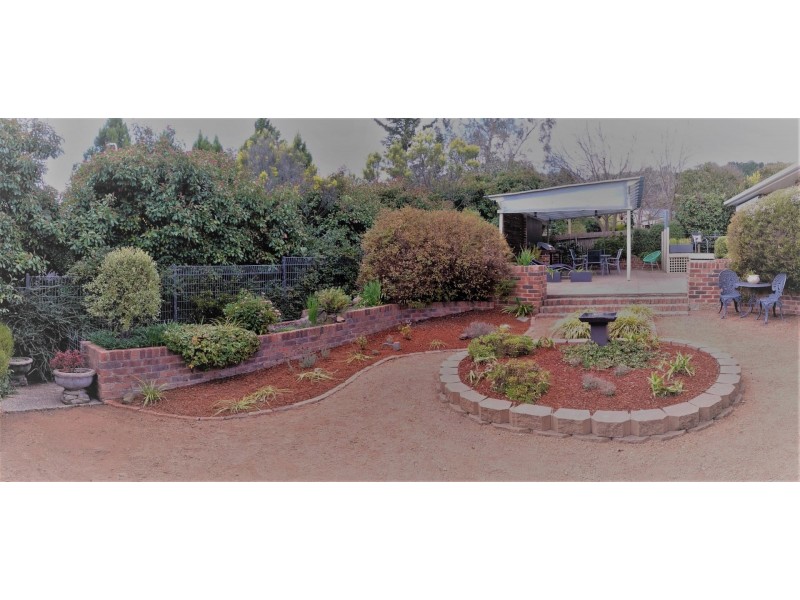 12 William Wilkins Cres, Isaacs ACT 2607