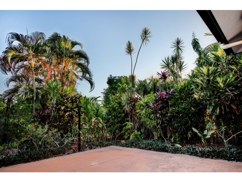 84 Emery Ave, Woodroffe NT 0830